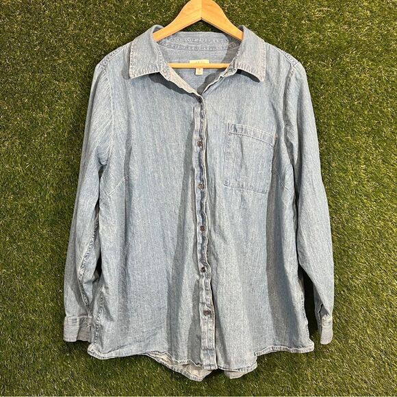 Style & Co. Tops - ⏳ Donating Soon! Lightweight Denim Button Up Shirt